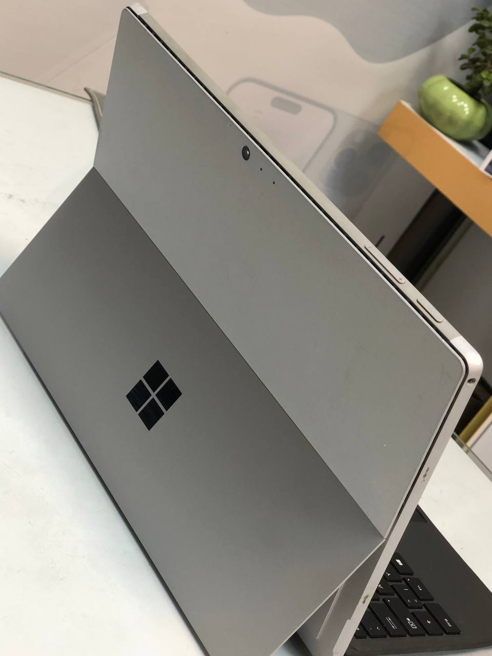 Microsoft surface pro 5