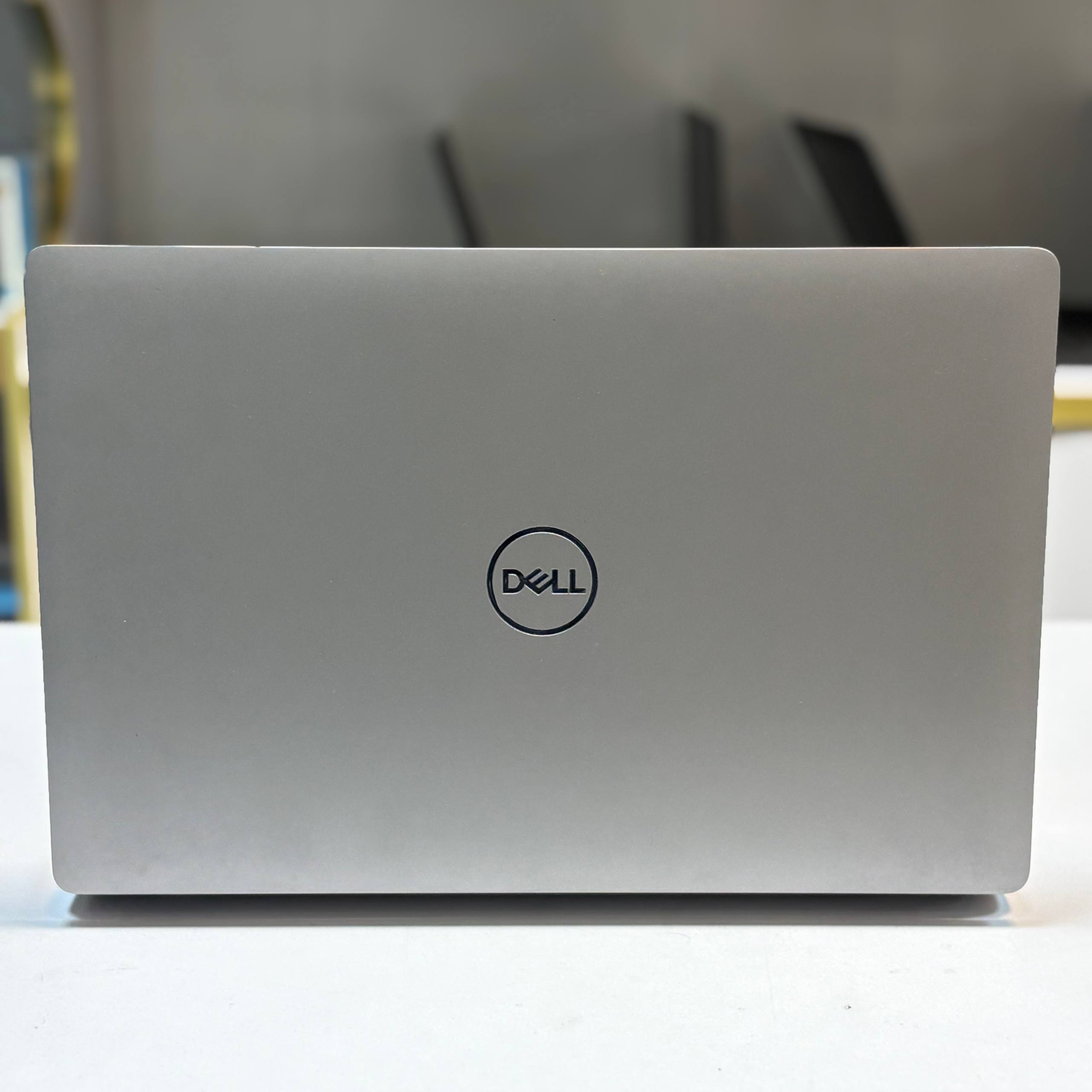 Dell Precision 3551 - 15.6 inch Laptop
